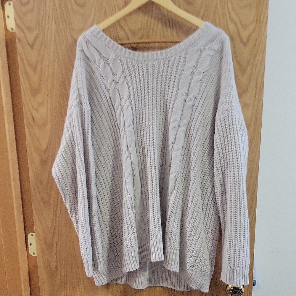 Women's Cable Knit Sweater - Cream